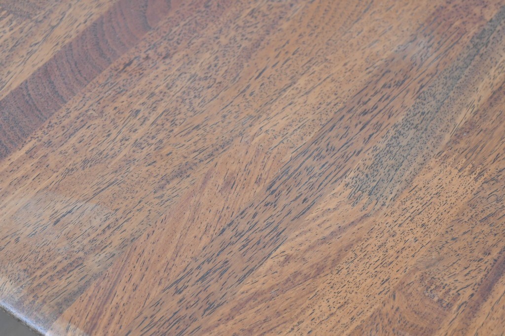 中古　カリモク家具(karimoku)　希少モデル　最上位シリーズ「ビベンテ」　花梨(カリン)材　品のある落ち着いた印象ダイニングテーブル　現行定価約42万円　(R-087111)