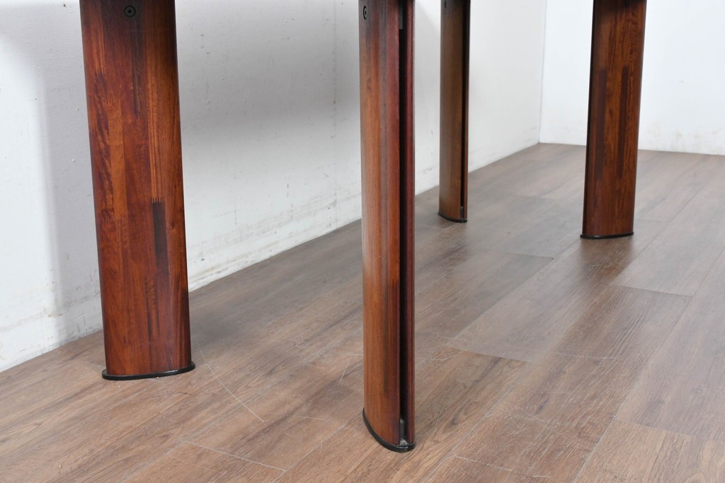 中古　カリモク家具(karimoku)　希少モデル　最上位シリーズ「ビベンテ」　花梨(カリン)材　品のある落ち着いた印象ダイニングテーブル　現行定価約42万円　(R-087111)