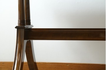 新古　未使用展示品　モリシゲ(MORISHIGE/森繁)　フローラ　優美な曲線が際立つダイニングテーブル　(R-087112)