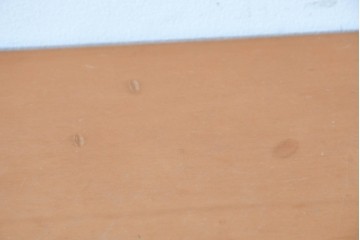 中古　arflex(アルフレックス)　TAVOLO VOLO(タボロ・ボーロ)　シャープなフォルムが印象的なダイニングテーブル　(R-087113)