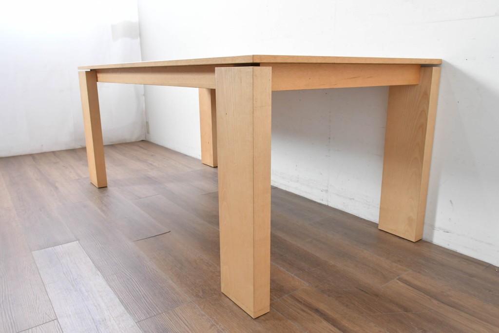 中古　アクタス取り扱い　porada(ポラダ)　KEVIN(ケビン)　アッシュ材　ナチュラルモダンなダイニングテーブル　定価約43万円　(R-087115)