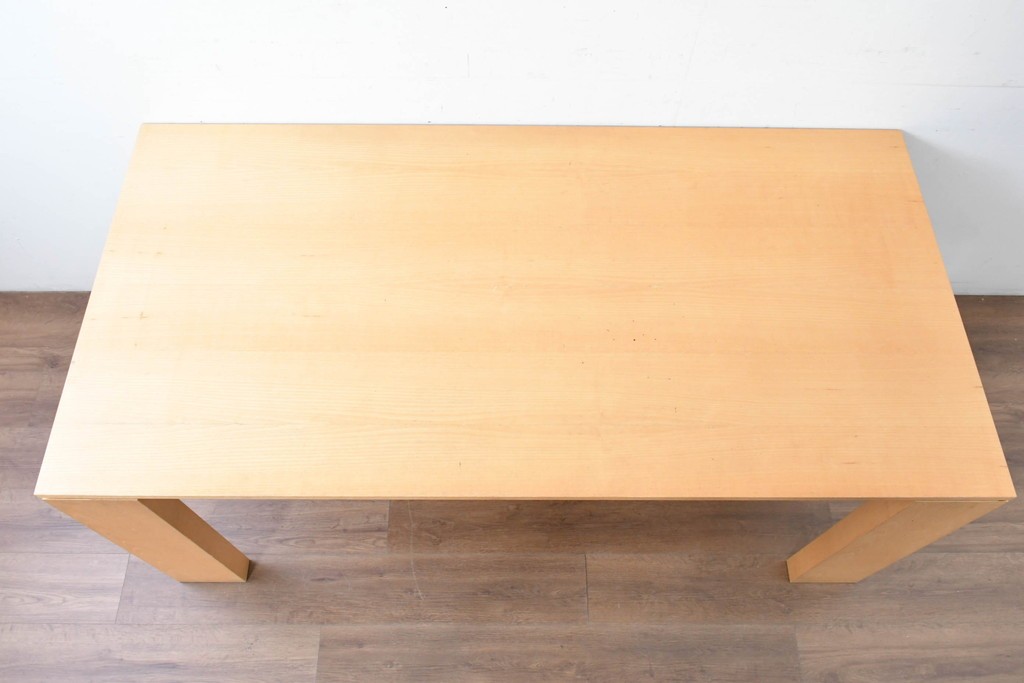 中古　アクタス取り扱い　porada(ポラダ)　KEVIN(ケビン)　アッシュ材　ナチュラルモダンなダイニングテーブル　定価約43万円　(R-087115)