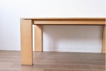 中古　アクタス取り扱い　porada(ポラダ)　KEVIN(ケビン)　アッシュ材　ナチュラルモダンなダイニングテーブル　定価約43万円　(R-087115)