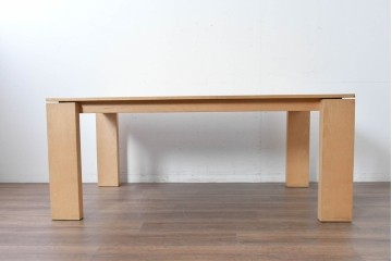 中古　アクタス取り扱い　porada(ポラダ)　KEVIN(ケビン)　アッシュ材　ナチュラルモダンなダイニングテーブル　定価約43万円　(R-087115)