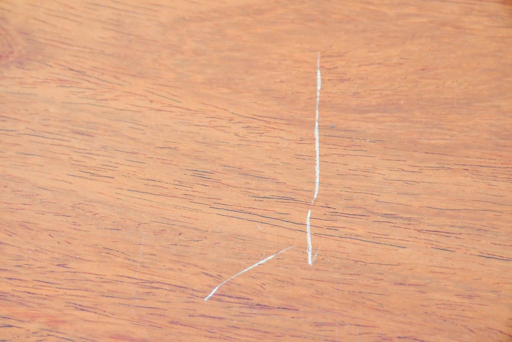 和製ヴィンテージ　天板(花梨材)　脚(タモ材)　一枚板ならではの風合いが魅力のテーブル　(R-087116)