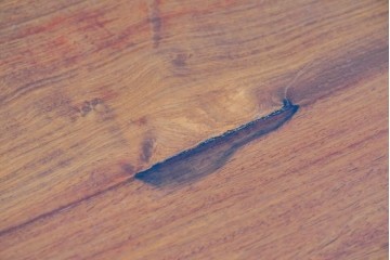 和製ヴィンテージ　天板(花梨材)　脚(タモ材)　一枚板ならではの風合いが魅力のテーブル　(R-087116)