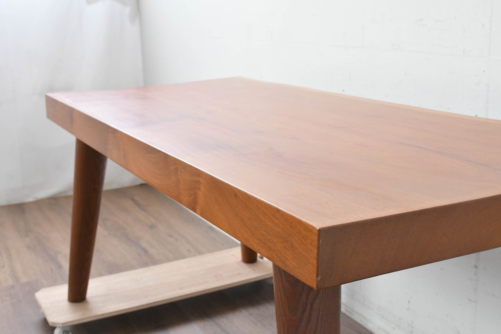 和製ヴィンテージ　天板(花梨材)　脚(タモ材)　一枚板ならではの風合いが魅力のテーブル　(R-087116)