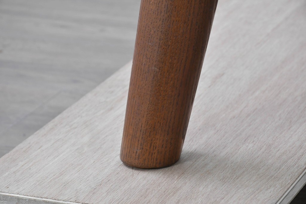 和製ヴィンテージ　天板(花梨材)　脚(タモ材)　一枚板ならではの風合いが魅力のテーブル　(R-087116)