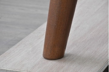 和製ヴィンテージ　天板(花梨材)　脚(タモ材)　一枚板ならではの風合いが魅力のテーブル　(R-087116)