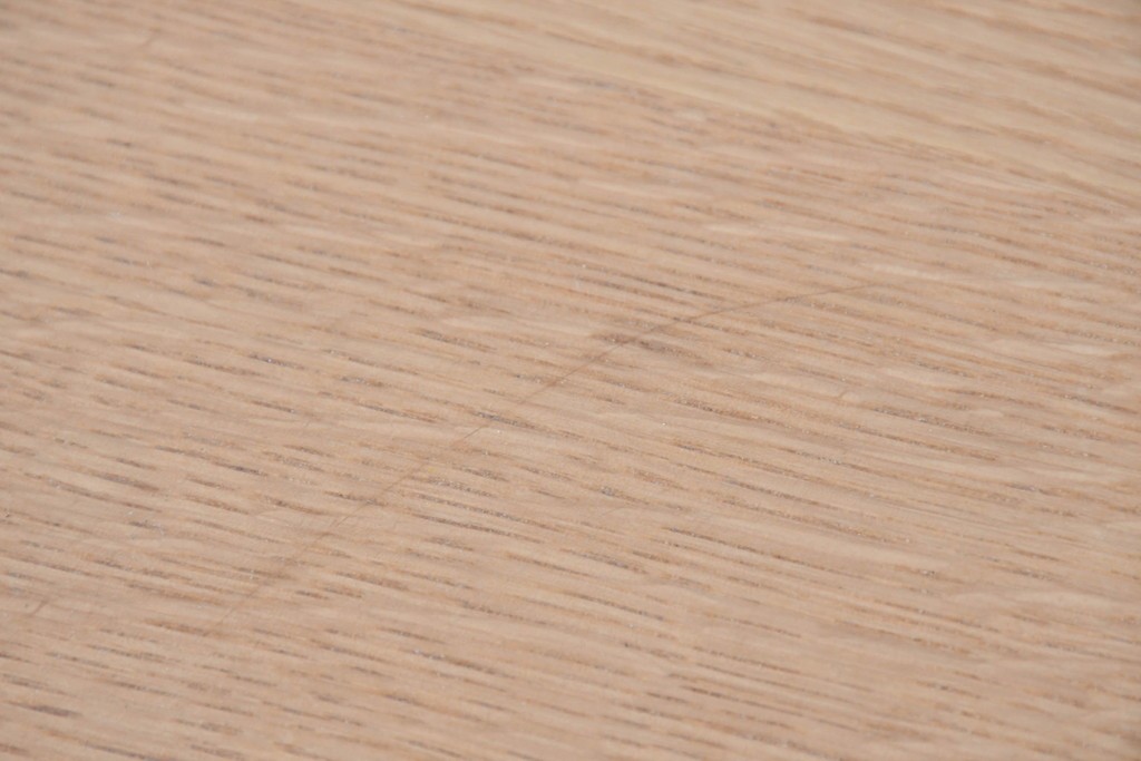 中古　飛騨産業　オーク材　豆型の天板が可愛らしいダイニングテーブル　定価約27万円　(R-087117)