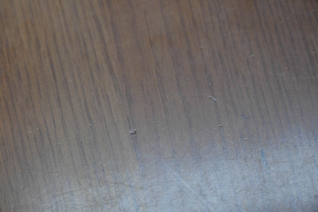  中古　飛騨産業　キツツキマーク　コロニアル調で端正な佇まいのダイニングテーブル　(R-087118)