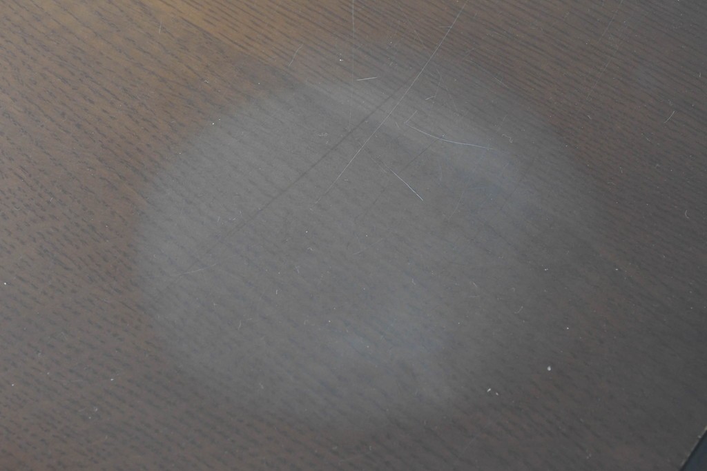  中古　飛騨産業　キツツキマーク　コロニアル調で端正な佇まいのダイニングテーブル　(R-087118)