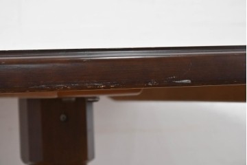  中古　飛騨産業　キツツキマーク　コロニアル調で端正な佇まいのダイニングテーブル　(R-087118)