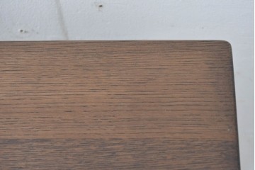 中古　カリモク家具(karimoku)　DU5200　オーク材　シャープなラインが際立つダイニングテーブル　定価約27万円　(R-087119)