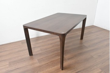 中古　カリモク家具(karimoku)　オーク材　DD4730　すっきりとした角丸デザインのダイニングテーブル　定価約24万円　(R-087120)