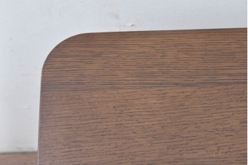 中古　カリモク家具(karimoku)　オーク材　DD4730　すっきりとした角丸デザインのダイニングテーブル　定価約24万円　(R-087120)