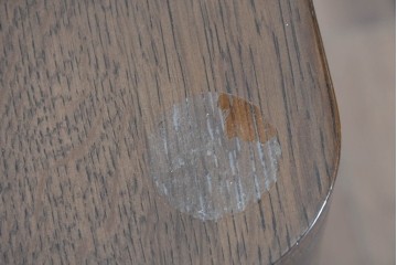 中古　カリモク家具(karimoku)　オーク材　DD4730　すっきりとした角丸デザインのダイニングテーブル　定価約24万円　(R-087120)