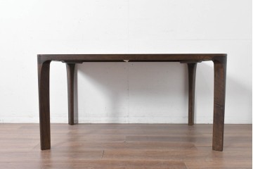 中古　カリモク家具(karimoku)　オーク材　DD4730　すっきりとした角丸デザインのダイニングテーブル　定価約24万円　(R-087120)