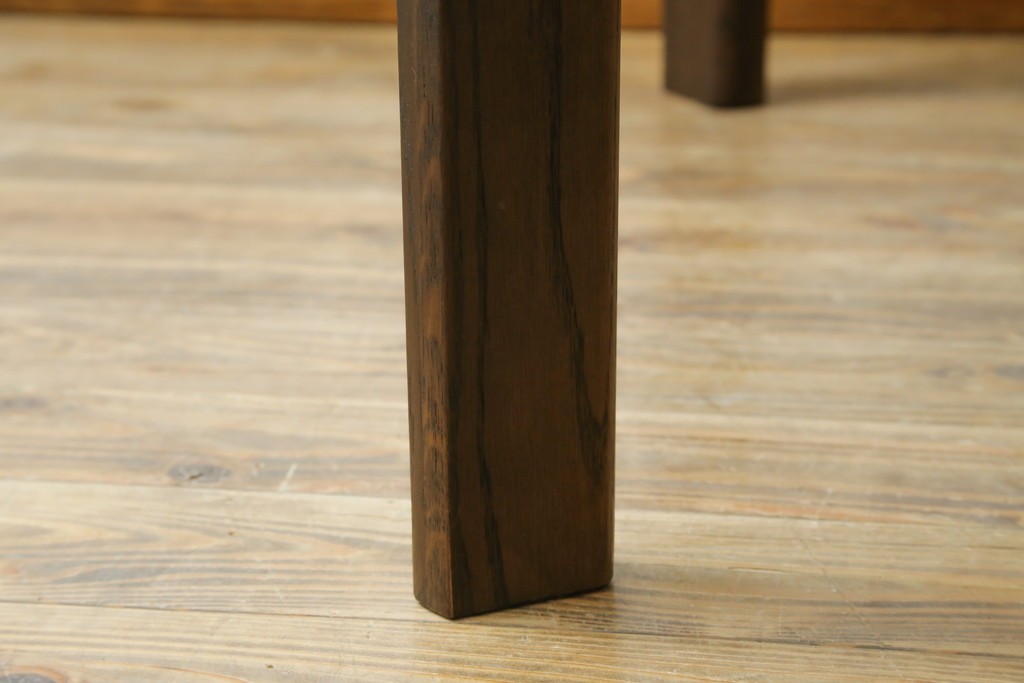 中古　カリモク家具(karimoku)　オーク材　DD4730　すっきりとした角丸デザインのダイニングテーブル　定価約24万円　(R-087120)