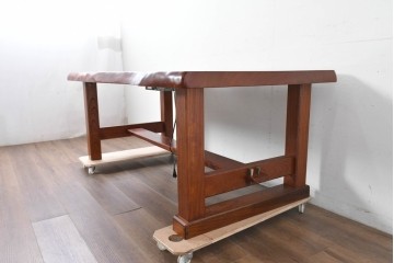 中古　職人手作りの特注品　総欅(ケヤキ)材　一枚板　自然の造形を活かした囲炉裏付きダイニングテーブル　製作費約150万円　(R-087121)
