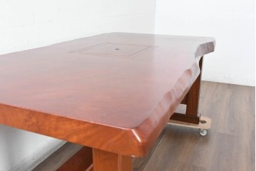 中古　職人手作りの特注品　総欅(ケヤキ)材　一枚板　自然の造形を活かした囲炉裏付きダイニングテーブル　製作費約150万円　(R-087121)
