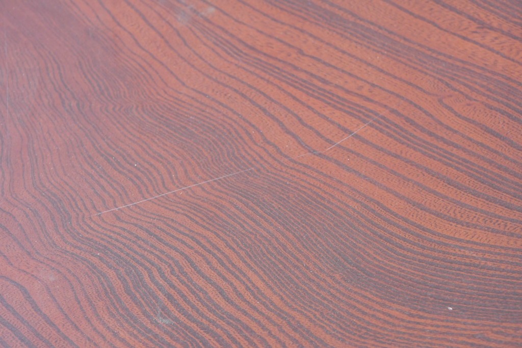 中古　職人手作りの特注品　総欅(ケヤキ)材　一枚板　自然の造形を活かした囲炉裏付きダイニングテーブル　製作費約150万円　(R-087121)