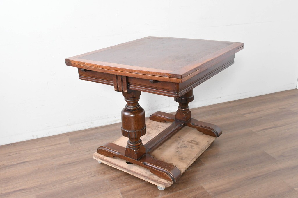 イギリスアンティーク　オーク材　重厚な佇まいのドローリーフテーブル　(R-087123)