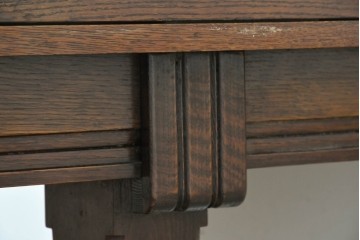 イギリスアンティーク　オーク材　重厚な佇まいのドローリーフテーブル　(R-087123)