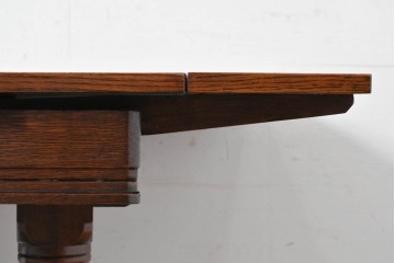 イギリスアンティーク　オーク材　重厚な佇まいのドローリーフテーブル　(R-087123)