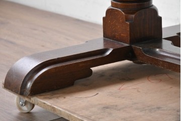 イギリスアンティーク　オーク材　重厚な佇まいのドローリーフテーブル　(R-087123)