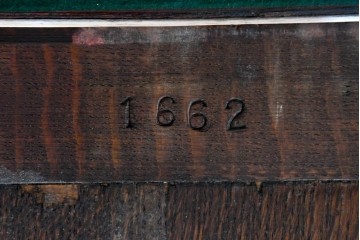 イギリスアンティーク　オーク材　重厚な佇まいのドローリーフテーブル　(R-087123)