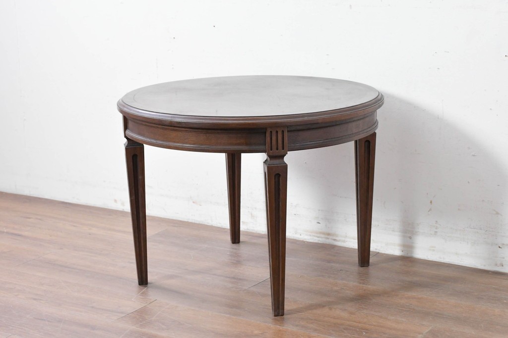 中古　美品　カリモク家具(karimoku)　ドマーニ(domani)　クイーンズライフ(QUEENS LIFE)　クラシカルモダンなリビングテーブル　定価約17万円　(R-087126)