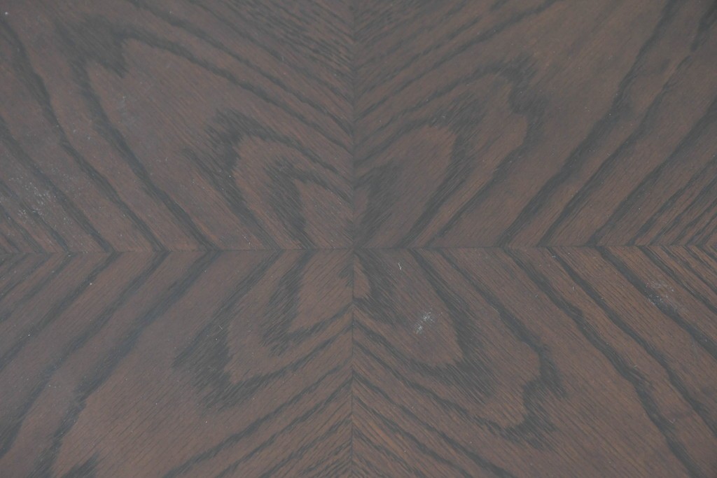 中古　美品　カリモク家具(karimoku)　ドマーニ(domani)　クイーンズライフ(QUEENS LIFE)　クラシカルモダンなリビングテーブル　定価約17万円　(R-087126)