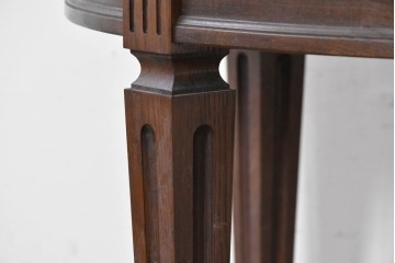 中古　美品　カリモク家具(karimoku)　ドマーニ(domani)　クイーンズライフ(QUEENS LIFE)　クラシカルモダンなリビングテーブル　定価約17万円　(R-087126)