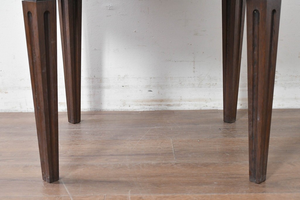 中古　美品　カリモク家具(karimoku)　ドマーニ(domani)　クイーンズライフ(QUEENS LIFE)　クラシカルモダンなリビングテーブル　定価約17万円　(R-087126)