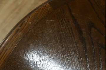 中古　美品　カリモク家具(karimoku)　ドマーニ(domani)　クイーンズライフ(QUEENS LIFE)　クラシカルモダンなリビングテーブル　定価約17万円　(R-087126)