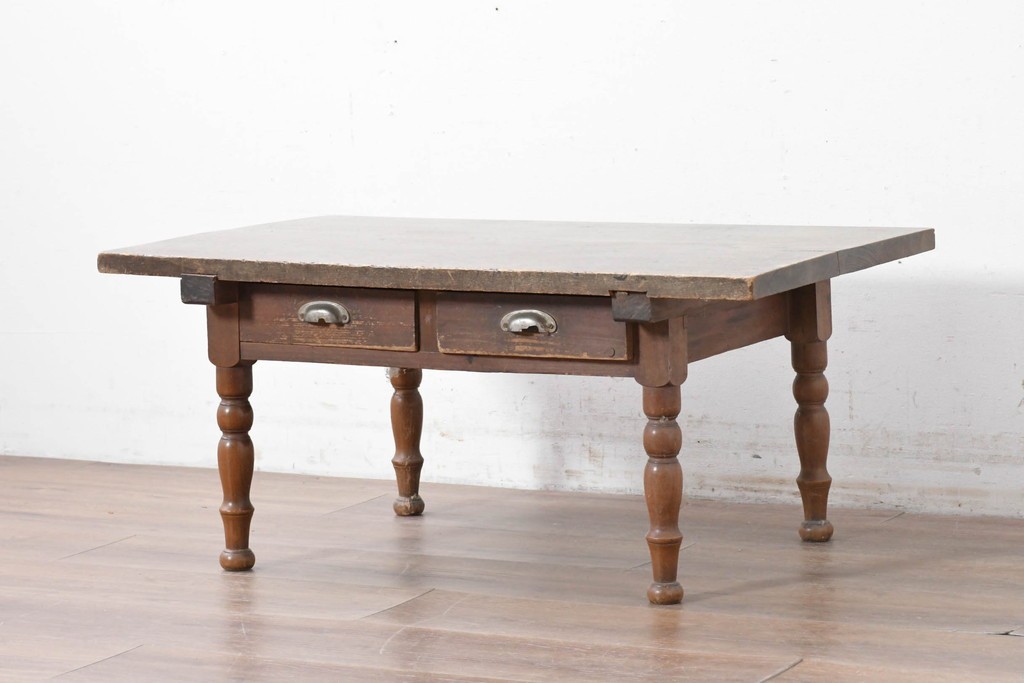 和製アンティーク　天板に欅(ケヤキ)材一枚板が用いられた文机　(R-087127)