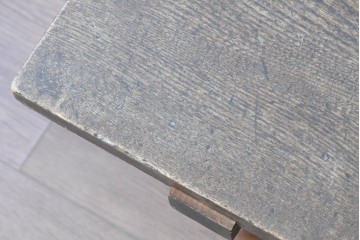 和製アンティーク　天板に欅(ケヤキ)材一枚板が用いられた文机　(R-087127)