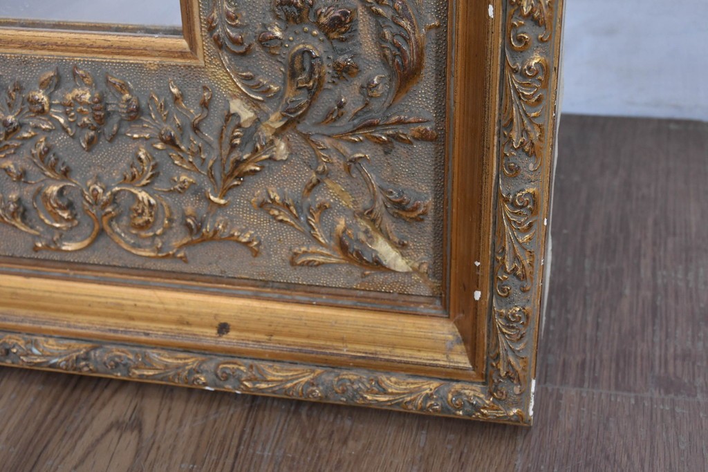 中古　六本木アピス(APIS)取り扱い　特大!!　華麗な装飾が引き立つアンティーク調ミラー　(R-087128)