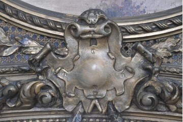 フランスアンティーク　高級品　優美な意匠が目を惹く特大サイズのミラー　(R-087129)