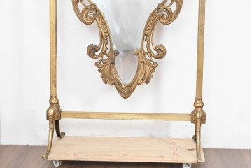 イタリアヴィンテージ　最高級　真鍮製　細部まで凝った造りが魅力的な特大スタンドミラー　(R-087131)