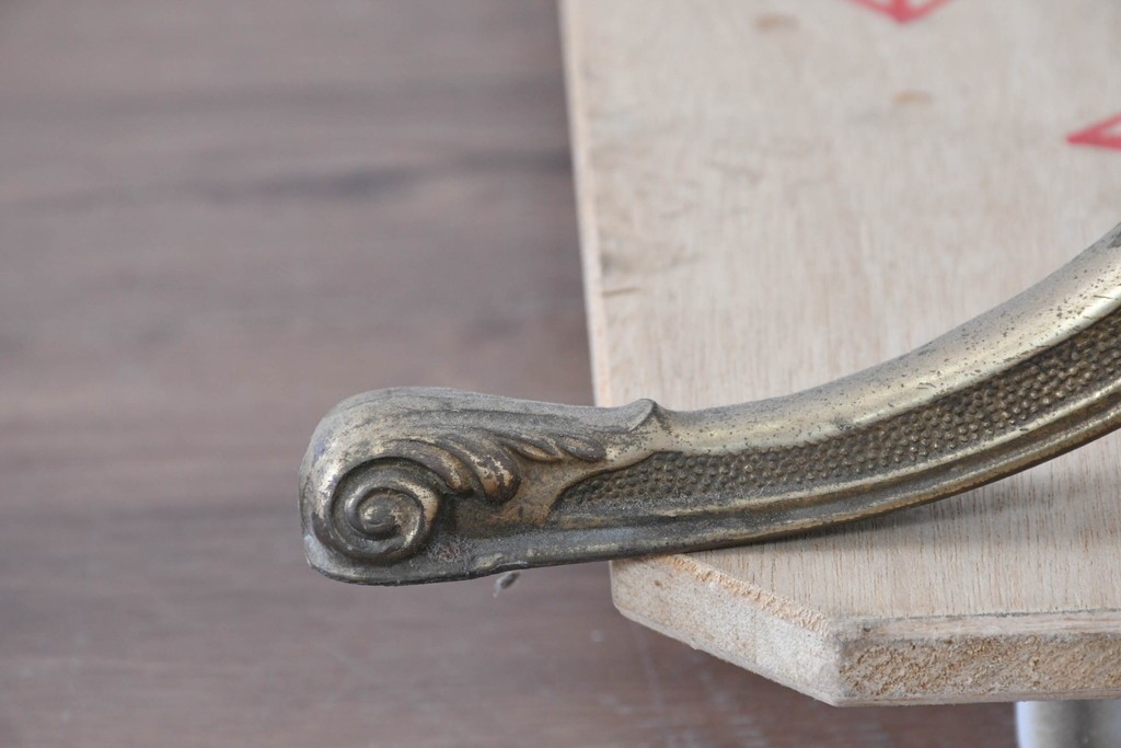 イタリアヴィンテージ　最高級　真鍮製　細部まで凝った造りが魅力的な特大スタンドミラー　(R-087131)