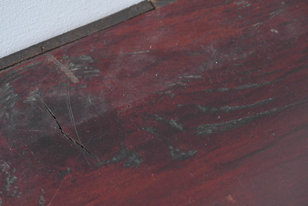 和製アンティーク　赤みのある木肌に黒い金具が映える観音開き帳場小箪笥　(R-087135)