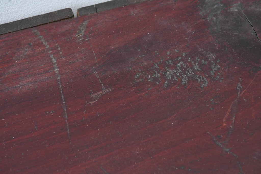 和製アンティーク　赤みのある木肌に黒い金具が映える観音開き帳場小箪笥　(R-087135)