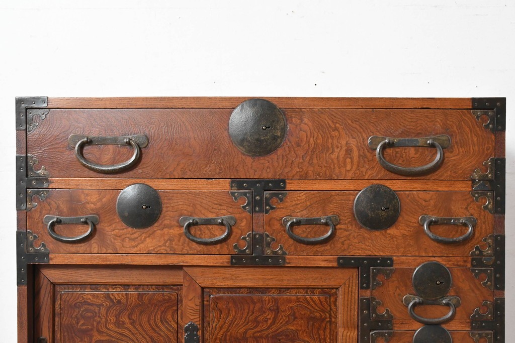 和製アンティーク　前面欅(ケヤキ)材　美しい杢目の帳場箪笥　(R-087136)