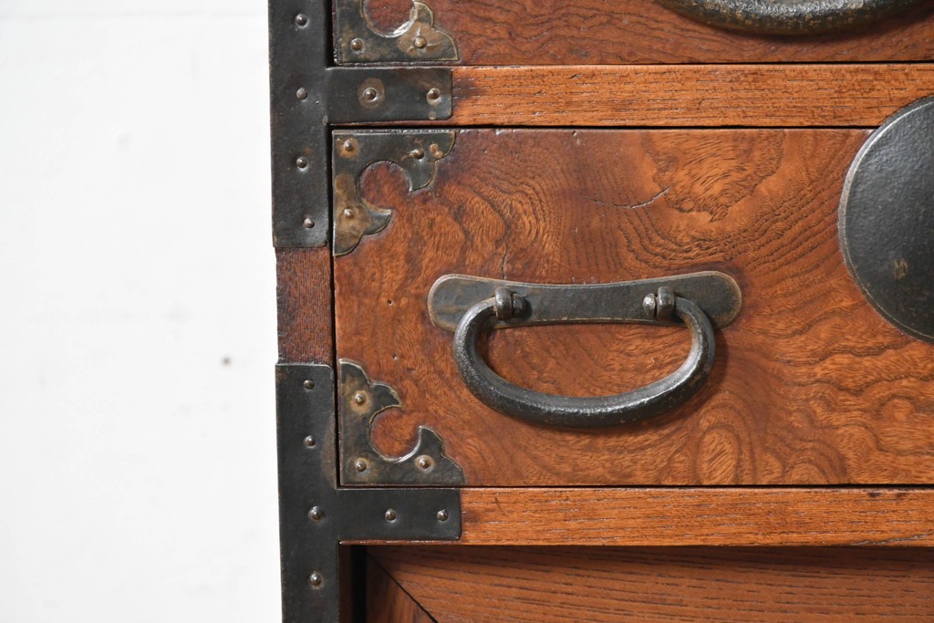 和製アンティーク　前面欅(ケヤキ)材　美しい杢目の帳場箪笥　(R-087136)