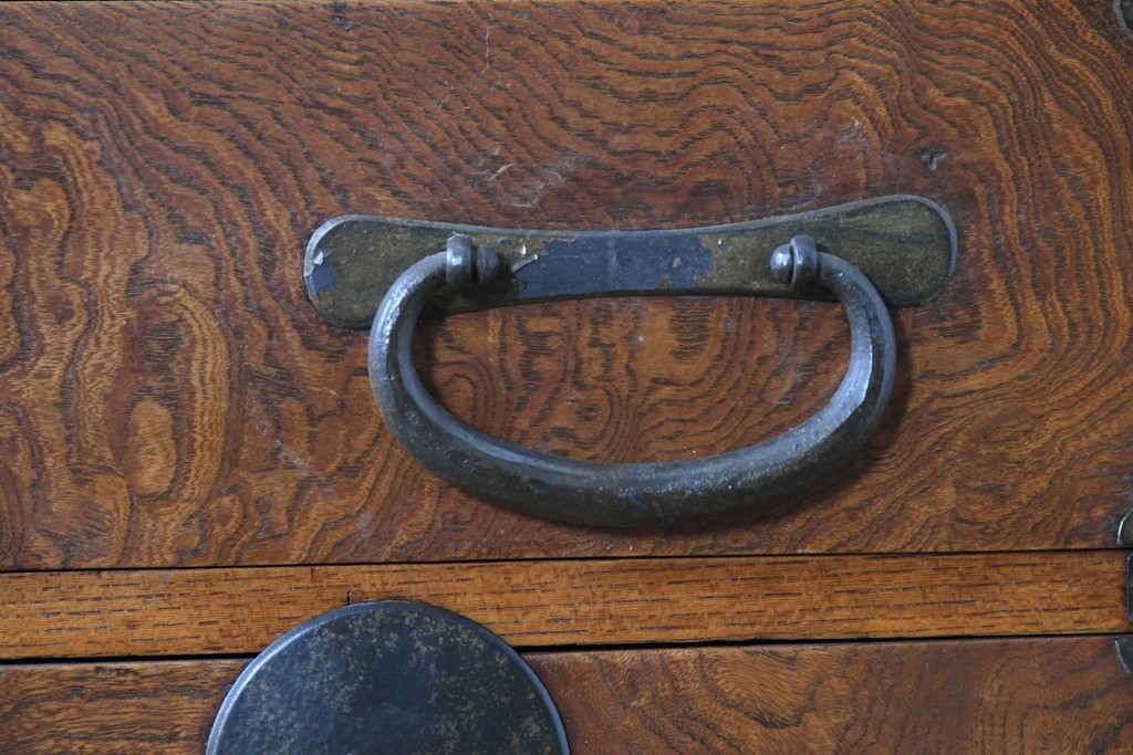 和製アンティーク　前面欅(ケヤキ)材　美しい杢目の帳場箪笥　(R-087136)