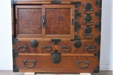 和製アンティーク　前面欅(ケヤキ)材　美しい杢目の帳場箪笥　(R-087136)