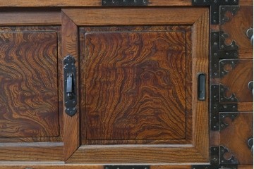 和製アンティーク　前面欅(ケヤキ)材　美しい杢目の帳場箪笥　(R-087136)