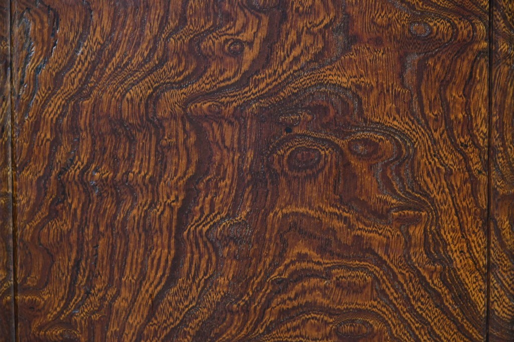 和製アンティーク　前面欅(ケヤキ)材　美しい杢目の帳場箪笥　(R-087136)